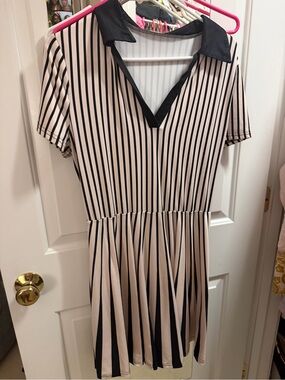 Striped V-Neck Collared Dress in Beige and Black